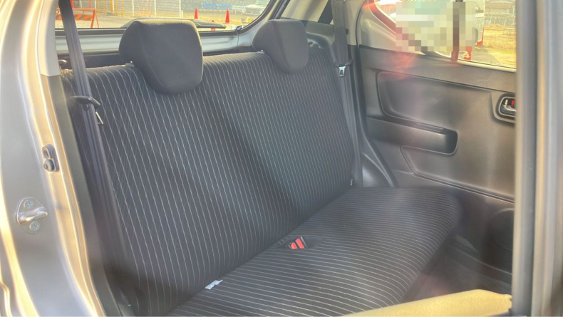 内装後方シート