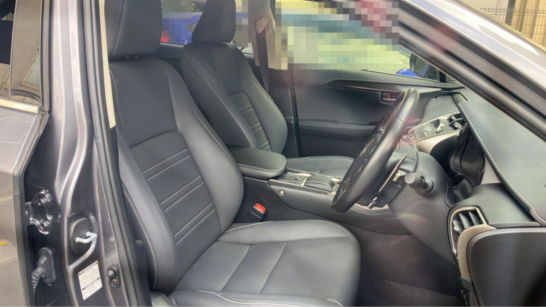 内装前方シート