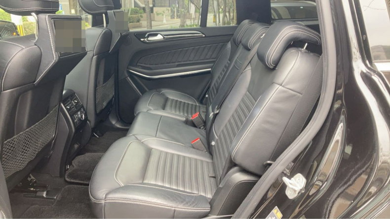 内装後方シート