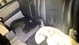 内装後方シート