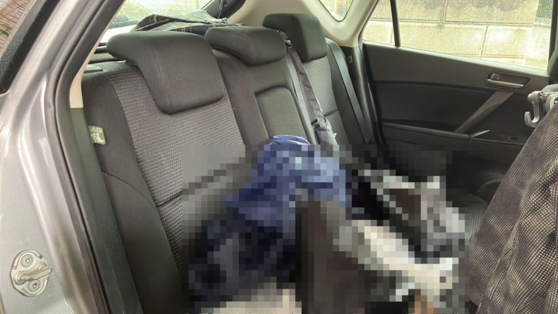 内装後方シート