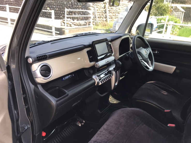 内装インパネ全体