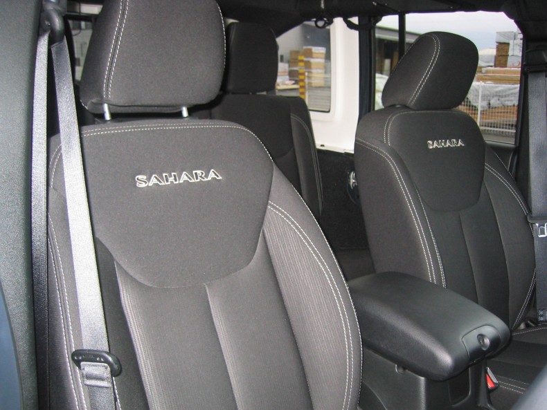 内装前方シート