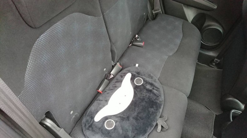 内装後方シート