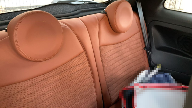 内装後方シート