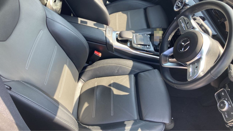 内装前方シート