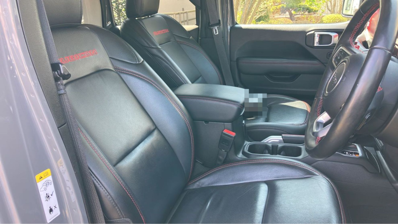 内装前方シート