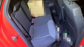 内装後方シート