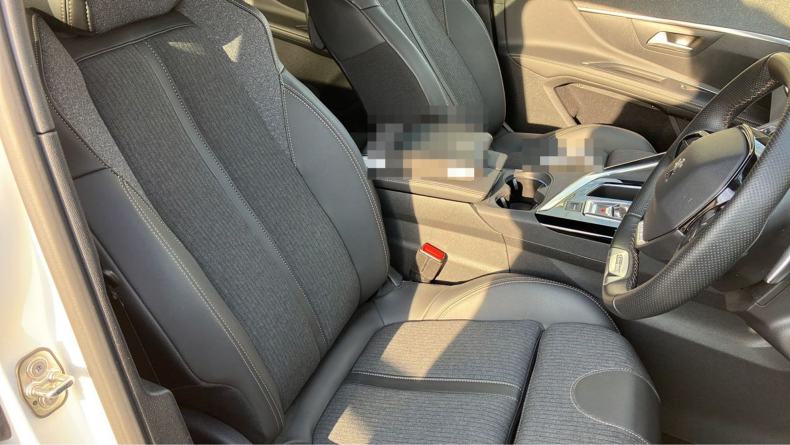 内装前方シート