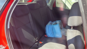 内装後方シート