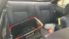 内装後方シート