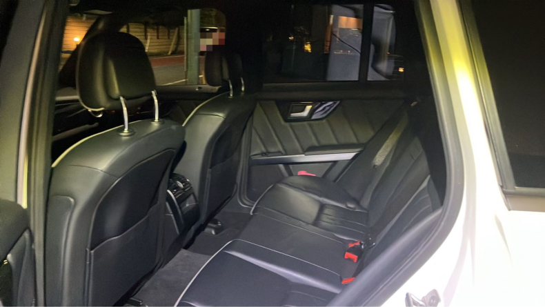 内装後方シート