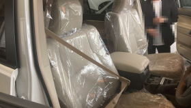 内装前方シート