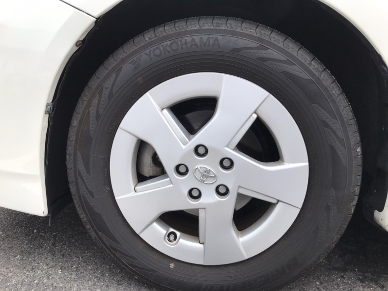 タイヤホイール前