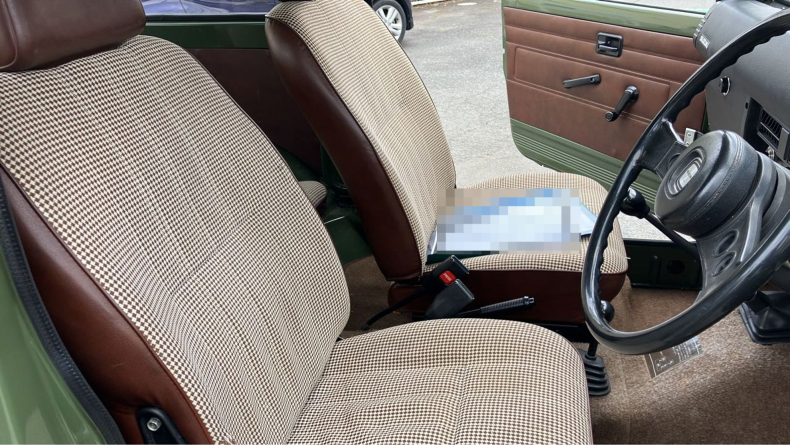 内装前方シート