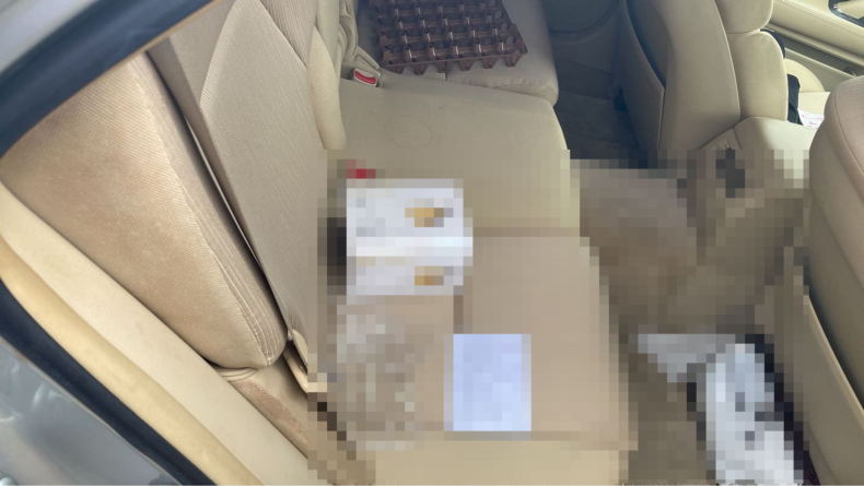 内装後方シート