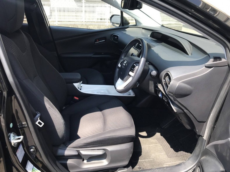 内装前方シート