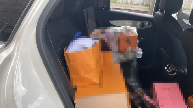 内装後方シート