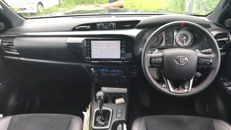 内装インパネ全体