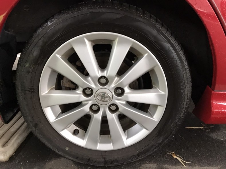 タイヤホイール前