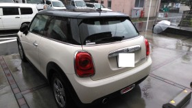 外装左後方