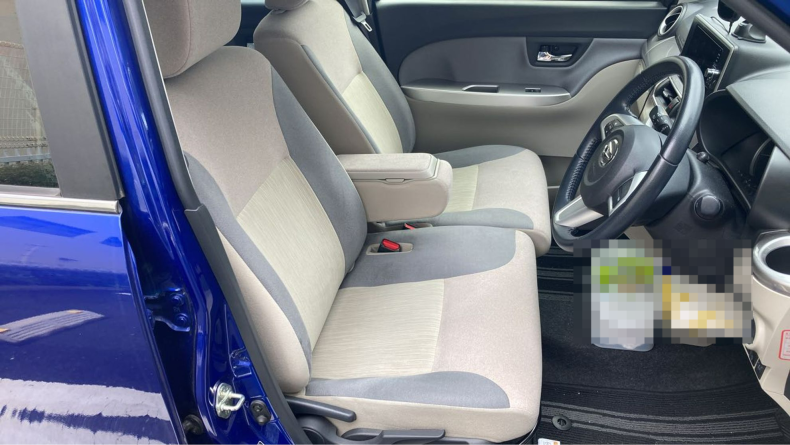 内装前方シート