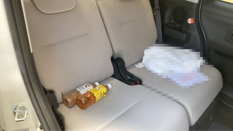 内装後方シート