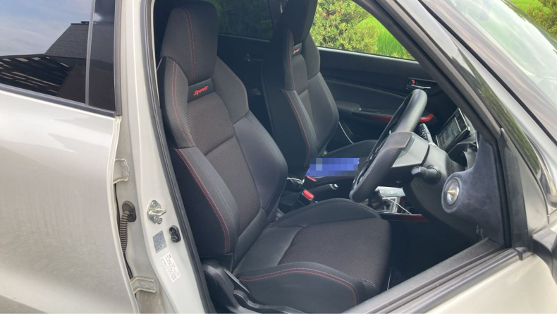 内装前方シート