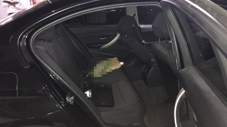 内装後方シート