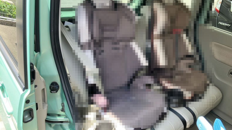 内装後方シート