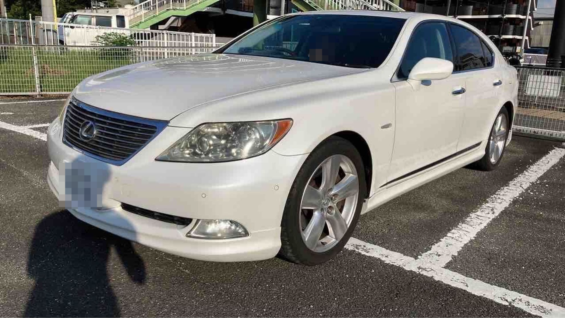 2023年7月成約のLS LS460 バージョンSのメイン画像