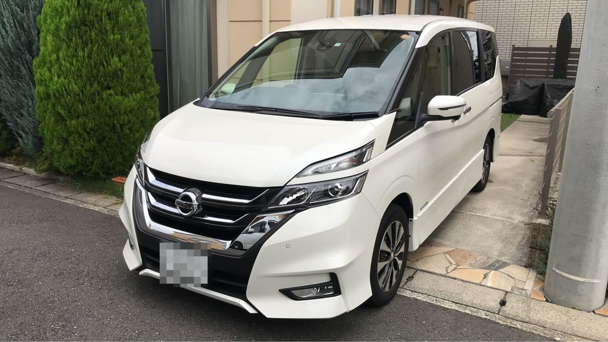 2023年8月成約のセレナ ハイウェイスター ＶセレクションⅡのメイン画像