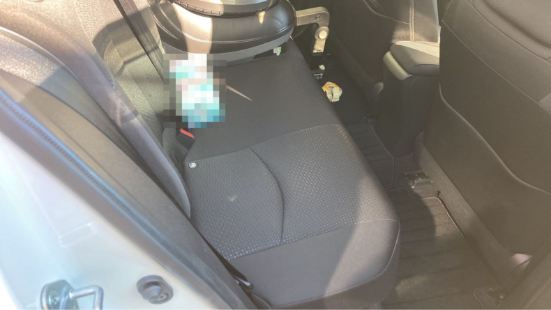 内装後方シート