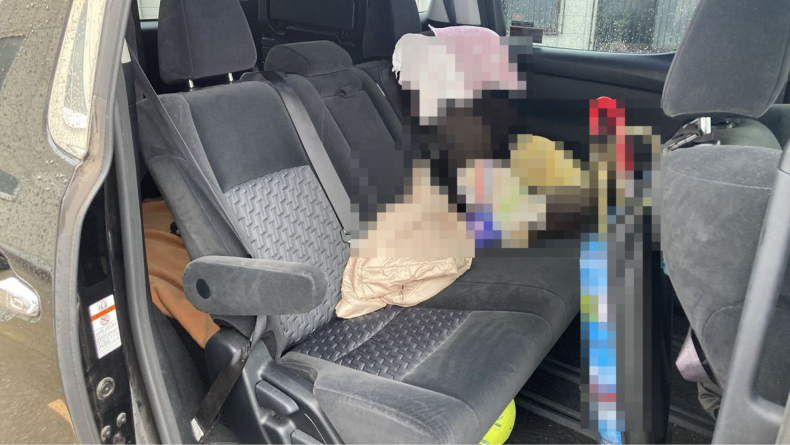 内装後方シート