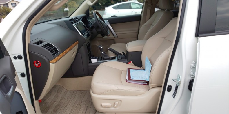 内装前方シート