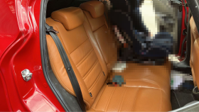 内装後方シート