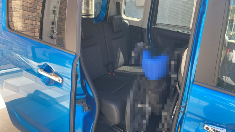 内装後方シート