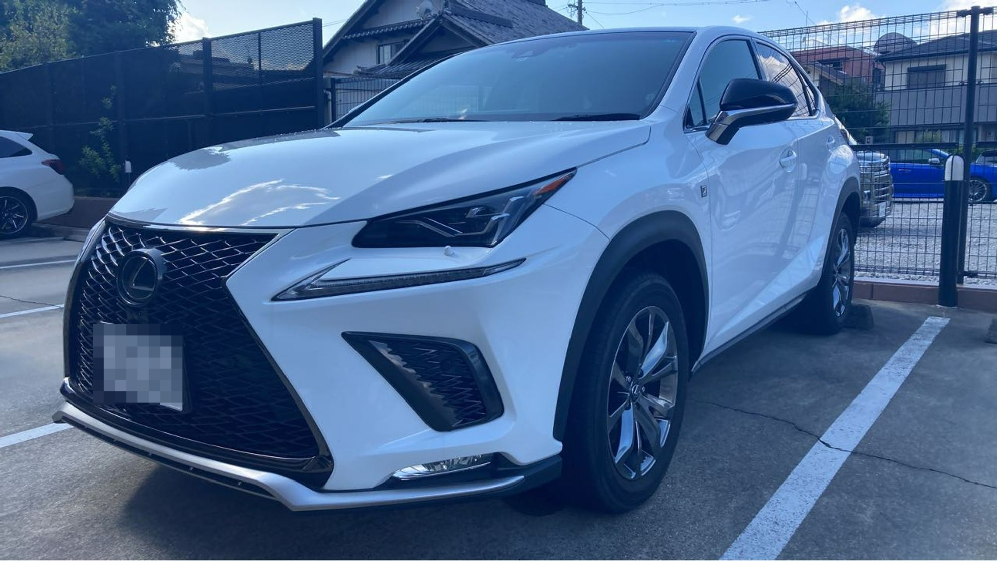 2023年10月成約のＮＸ ＮＸ３００ Ｆスポーツのメイン画像