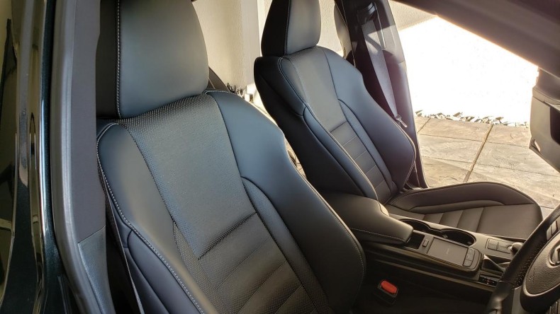 内装前方シート