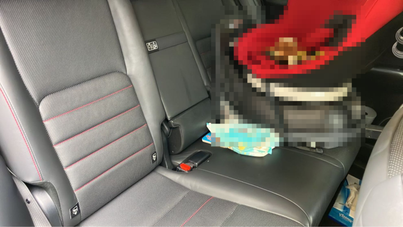 内装後方シート