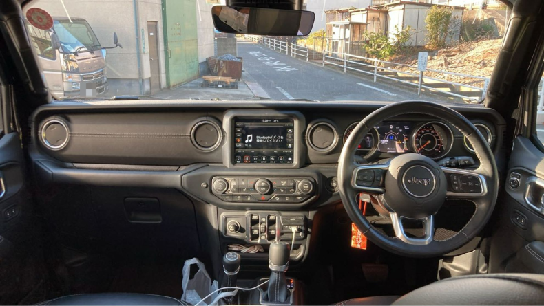 内装インパネ全体