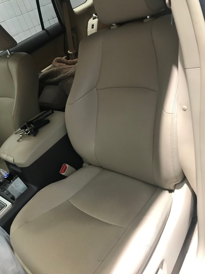 内装後方シート