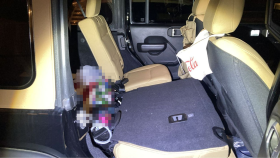 内装後方シート