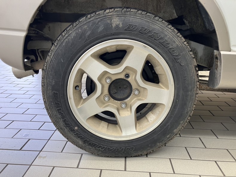 タイヤホイール後