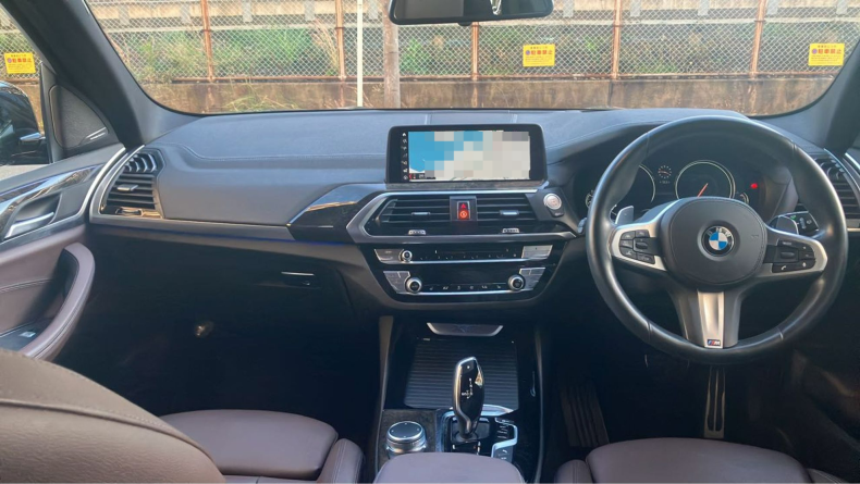 内装インパネ全体