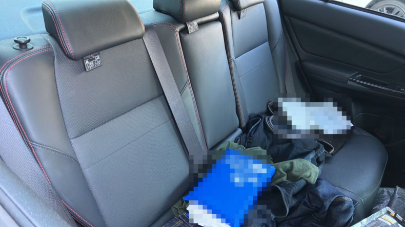 内装後方シート