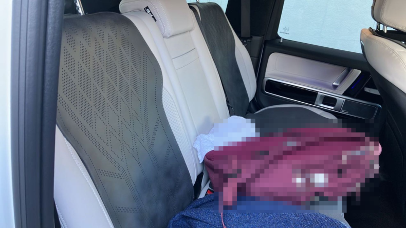 内装後方シート