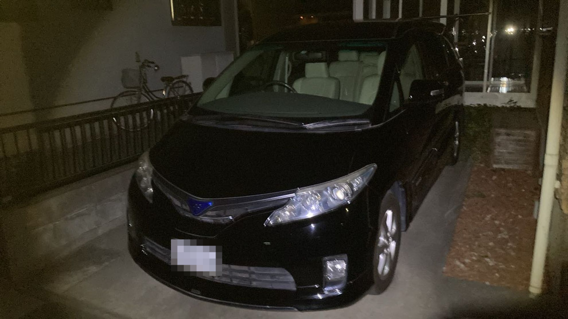 2023年12月成約のエスティマハイブリッド Ｘのメイン画像