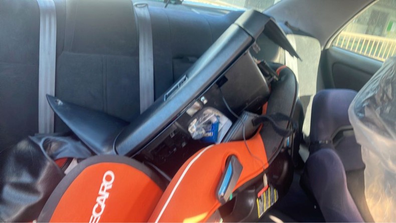 内装後方シート