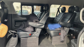 内装後方シート